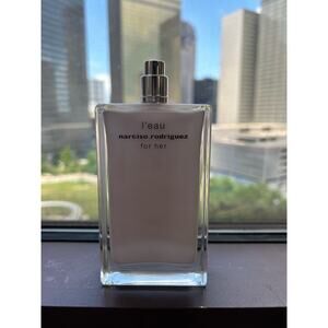 Narciso Rodriguez l’eau for her